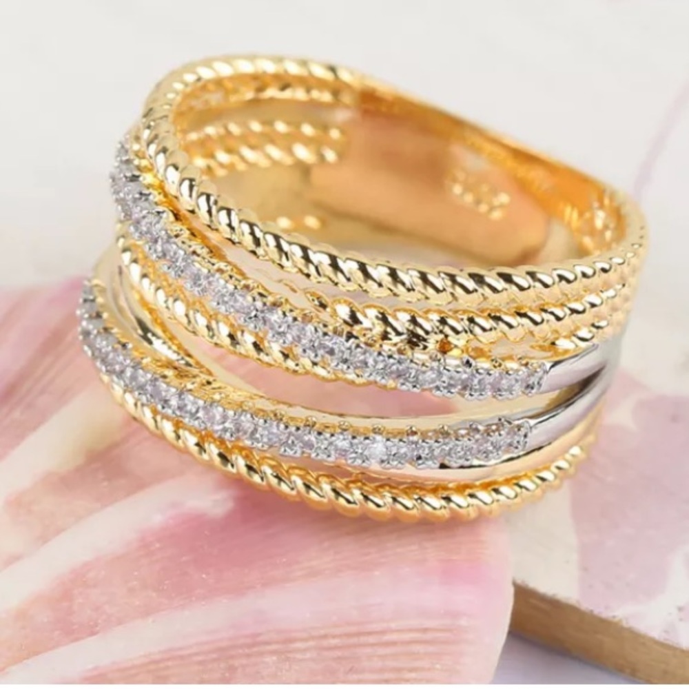 18k Gold Vermiel & Swarovski Crystal Ring Size 6